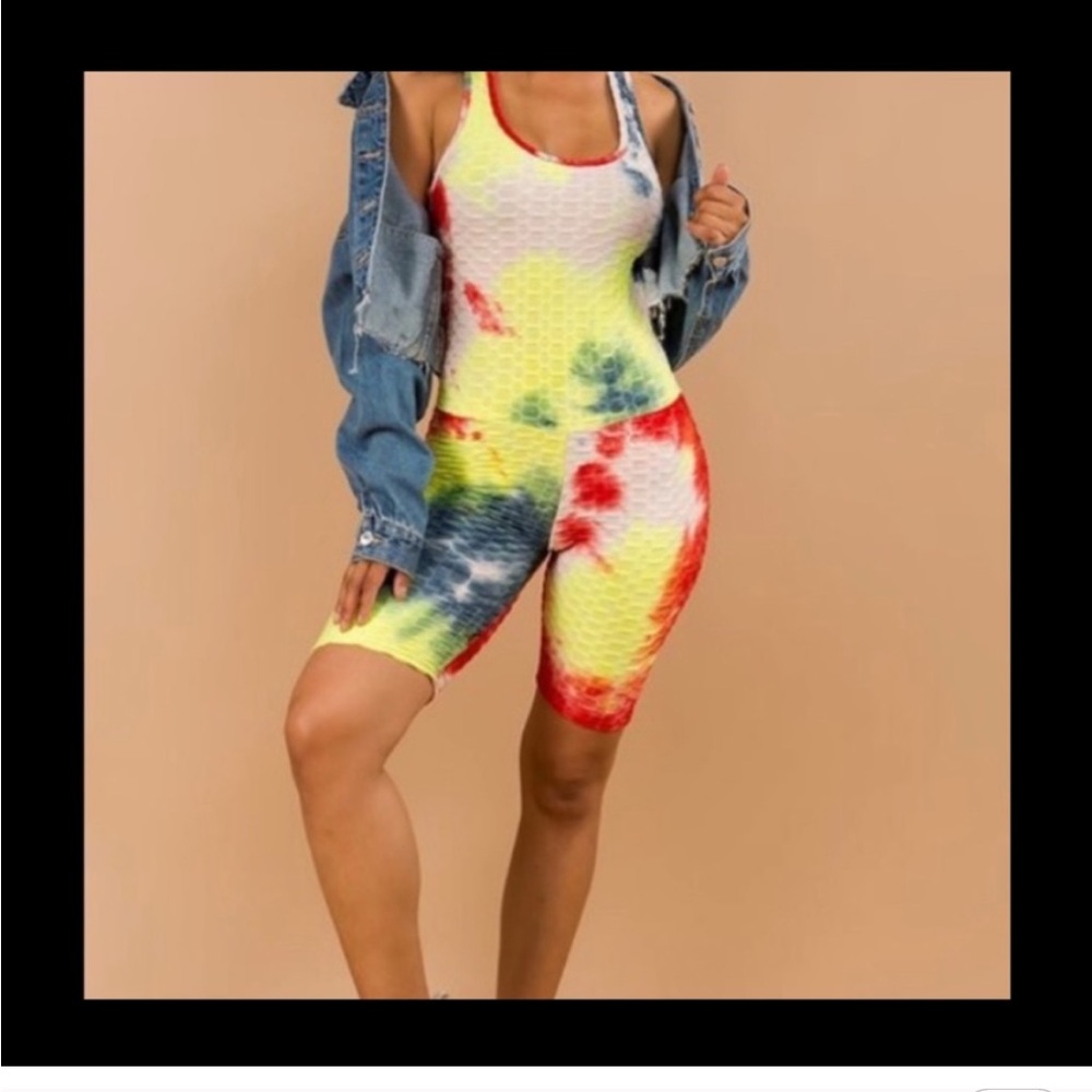 Mystery box 📦 all sizes 12 short outfits 60